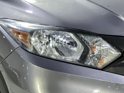 Used 2017 Honda HR-V EX image 10