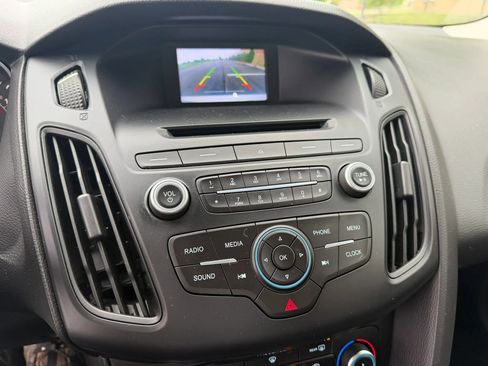 Used 2016 Ford Focus S FWD image 12