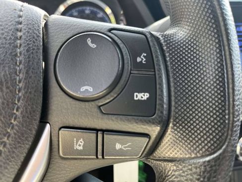 Used 2017 Toyota Corolla L FWD image 24