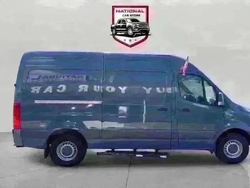 Used 2019 Mercedes-Benz Sprinter 144 image 17