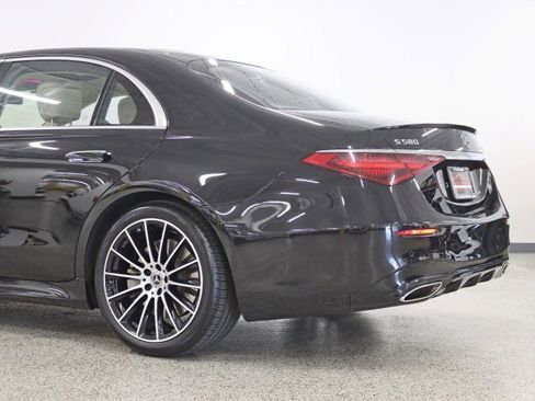 Used 2022 Mercedes-Benz S 580 4MATIC Sedan image 11