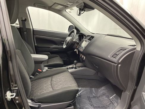 Used 2024 Mitsubishi Outlander Sport ES image 25