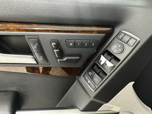 Used 2015 Mercedes-Benz GLK 350 4MATIC image 25