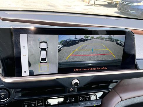 Used 2024 Toyota Crown Limited w/ Advanced Technology Package image 27