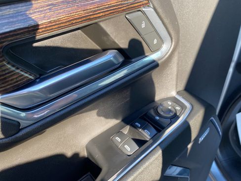 Used 2024 GMC Sierra 1500 Elevation w/ Elevation Premium Package image 25