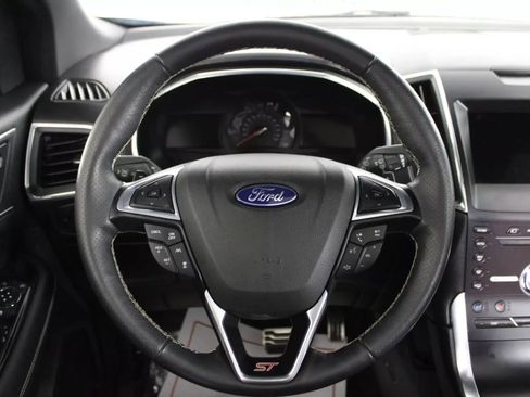 Used 2019 Ford Edge ST w/ Equipment Group 401A AWD/4WD image 13