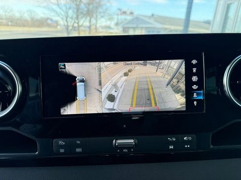 Used 2023 Mercedes-Benz Sprinter 144 Cargo image 20
