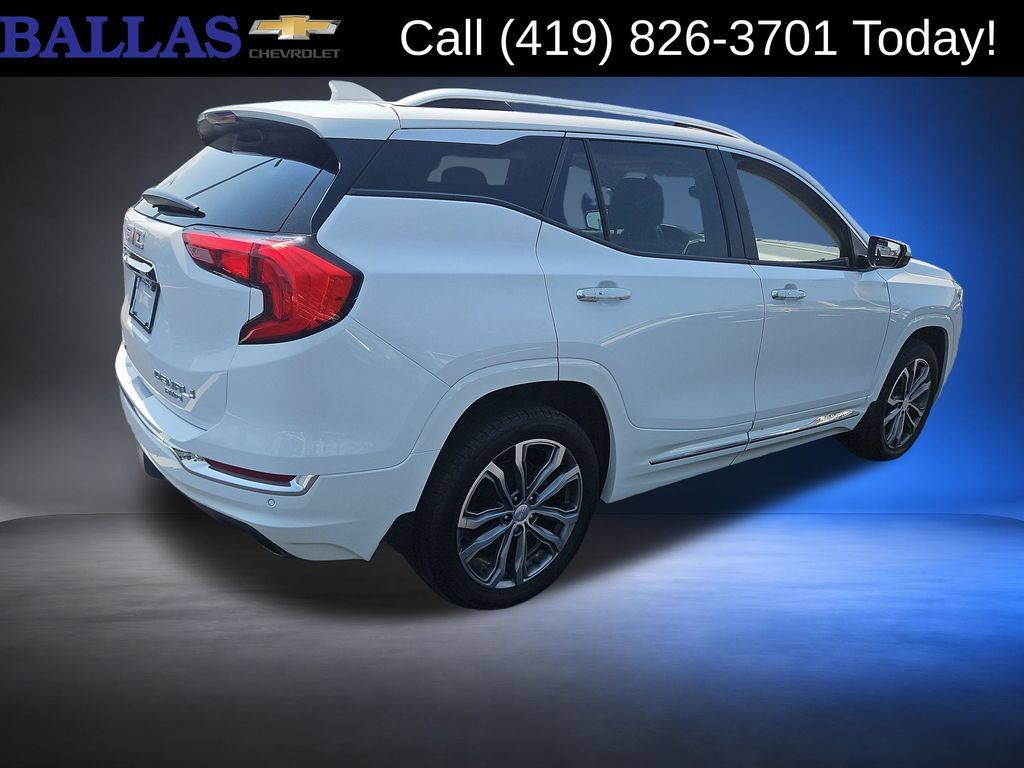 Used 2019 GMC Terrain Denali w/ GMC Pro Grade Package AWD/4WD image 5