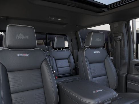 New 2025 GMC Sierra 2500 AT4X w/ AT4X AEV Edition image 24