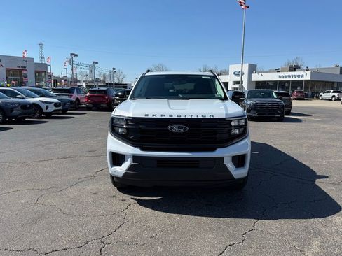 New 2026 Ford Expedition Max Active image 8