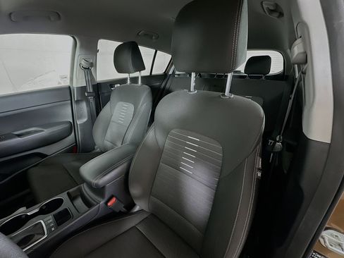 Used 2020 Kia Sportage LX w/ LX Popular Package image 19