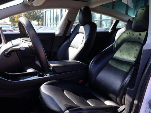 Used 2020 Tesla Model 3 Long Range image 30