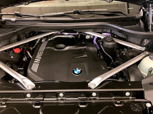 New 2026 BMW X7 xDrive40i w/ M Sport Package image 16