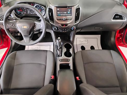 Used 2017 Chevrolet Cruze LT w/ Convenience Package FWD image 46