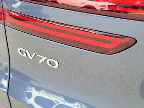 New 2026 Genesis GV70 2.5T Advanced AWD/4WD image 9