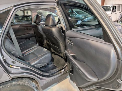 Used 2013 Lexus RX 450h AWD image 18