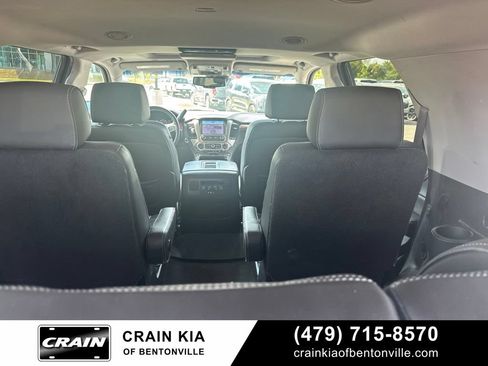 Used 2015 GMC Yukon Denali w/ Premium Package AWD/4WD image 27