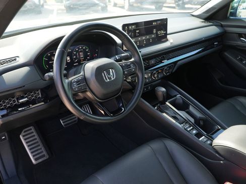 Used 2024 Honda Accord Sport image 14