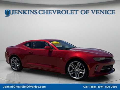 Used 2017 Chevrolet Camaro LT RWD image 1