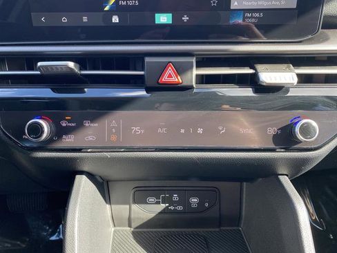 New 2026 Kia Sportage SX image 45