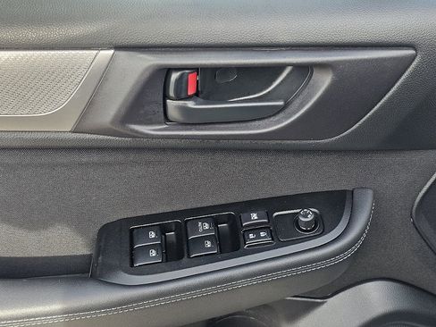 Used 2019 Subaru Outback 2.5i image 25