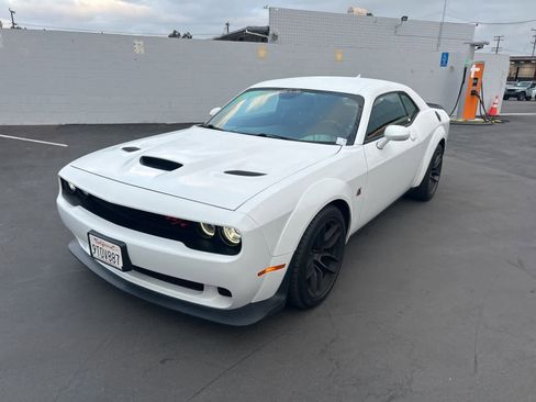 Used 2020 Dodge Challenger R/T Scat Pack image 2