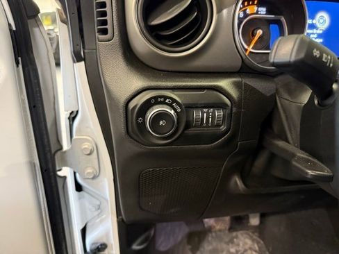 Used 2021 Jeep Wrangler Unlimited Sport image 13