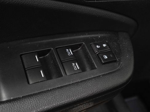 Used 2019 Honda Pilot Elite image 24