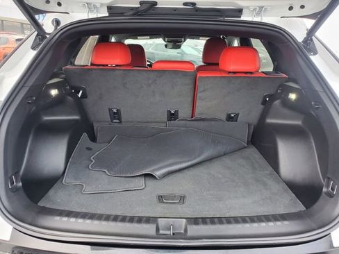 Used 2024 Chevrolet Blazer EV RS image 12