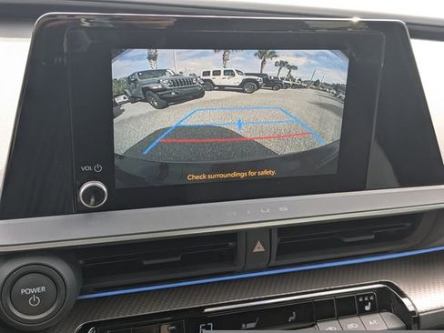 Used 2024 Toyota Prius XLE image 24