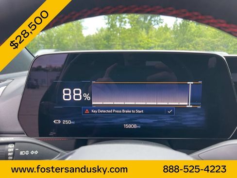 Used 2024 Chevrolet Blazer EV RS AWD/4WD image 9