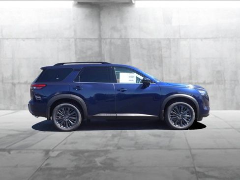 New 2026 Nissan Pathfinder SL w/ SL Premium Package (P04) image 5