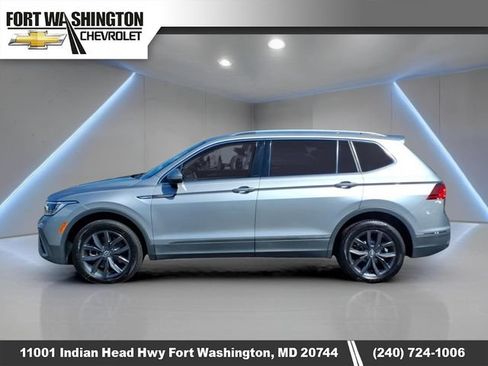 Used 2022 Volkswagen Tiguan SE AWD/4WD image 5