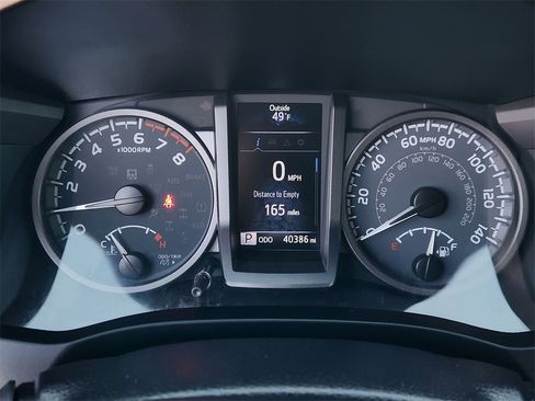 Used 2020 Toyota Tacoma SR5 image 16