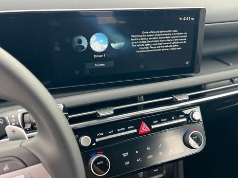 New 2026 Hyundai Tucson Blue SE AWD/4WD image 18