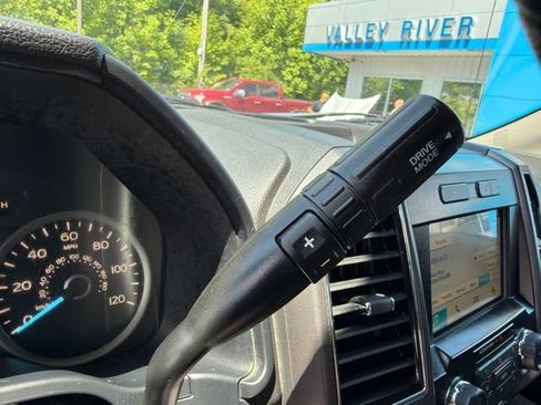 Used 2018 Ford F150 XLT w/ Equipment Group 301A Mid AWD/4WD image 26