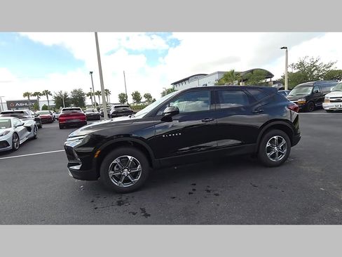 New 2026 Chevrolet Blazer LT FWD image 22