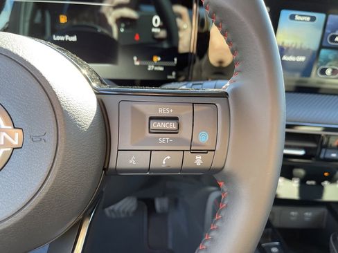 New 2025 Nissan Kicks SR image 26