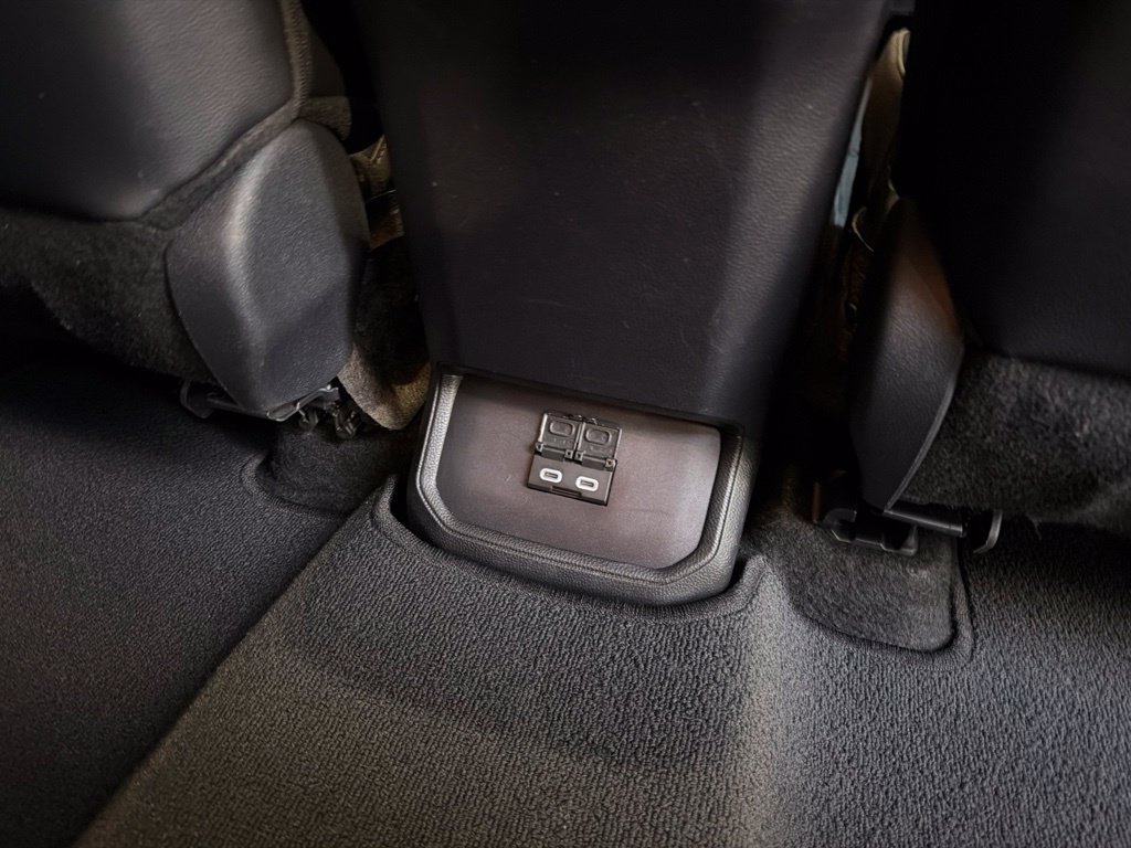 Used 2024 Toyota Highlander XSE AWD/4WD image 30