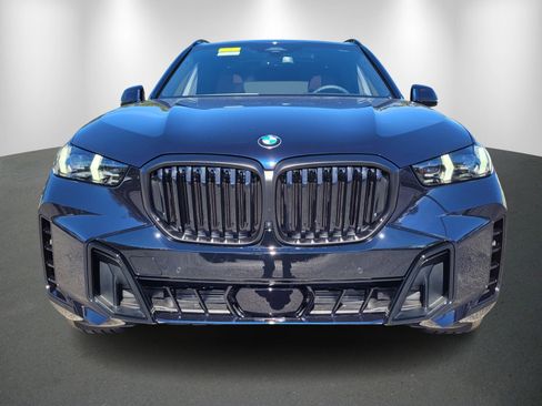 Used 2026 BMW X5 sDrive40i w/ M Sport Package image 2