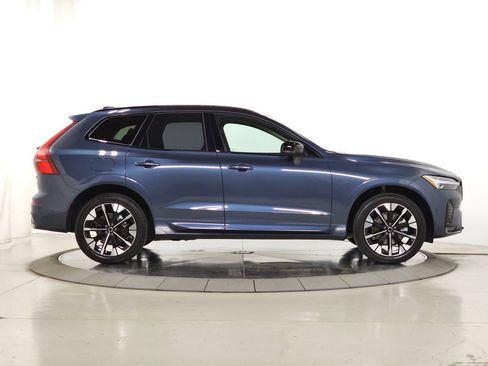 Certified 2026 Volvo XC60 B5 Plus w/ Climate Package AWD/4WD image 12