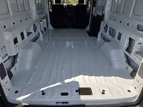 New 2026 Ford Transit 250 148 Medium Roof RWD image 19
