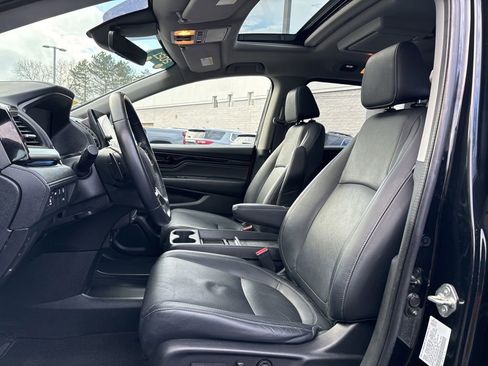 Used 2021 Honda Odyssey Touring image 17