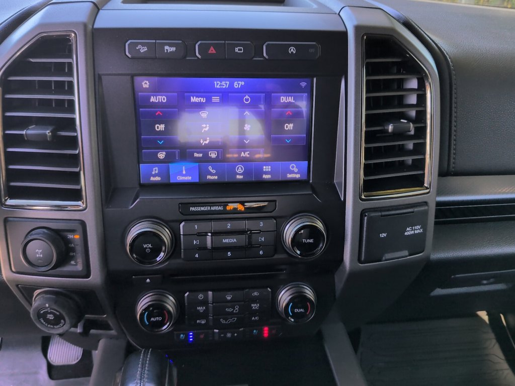Used 2018 Ford F150 Raptor w/ Equipment Group 802A Luxury AWD/4WD image 24