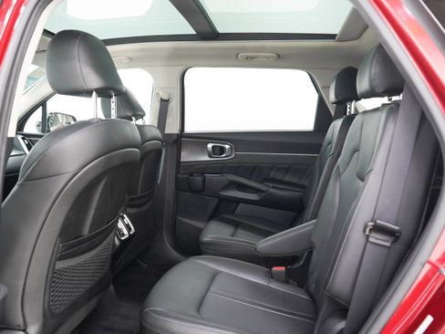 Used 2021 Kia Sorento SX AWD/4WD image 16