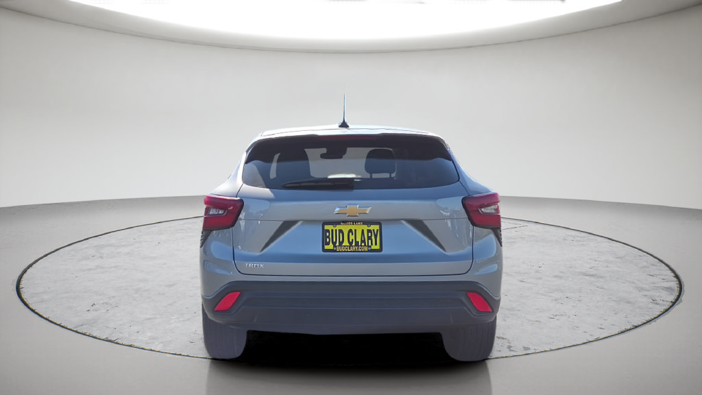 Used 2024 Chevrolet Trax LS FWD image 8