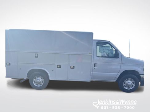 New 2025 Ford E-350 and Econoline 350 Super Duty w/ Power Equipment Group RWD image 5