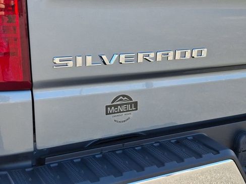 Used 2024 Chevrolet Silverado 1500 LT image 34