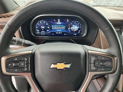 Used 2023 Chevrolet Tahoe High Country AWD/4WD image 14