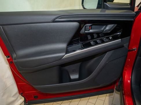 Used 2025 Toyota bZ4X Limited w/ Weather Package image 13